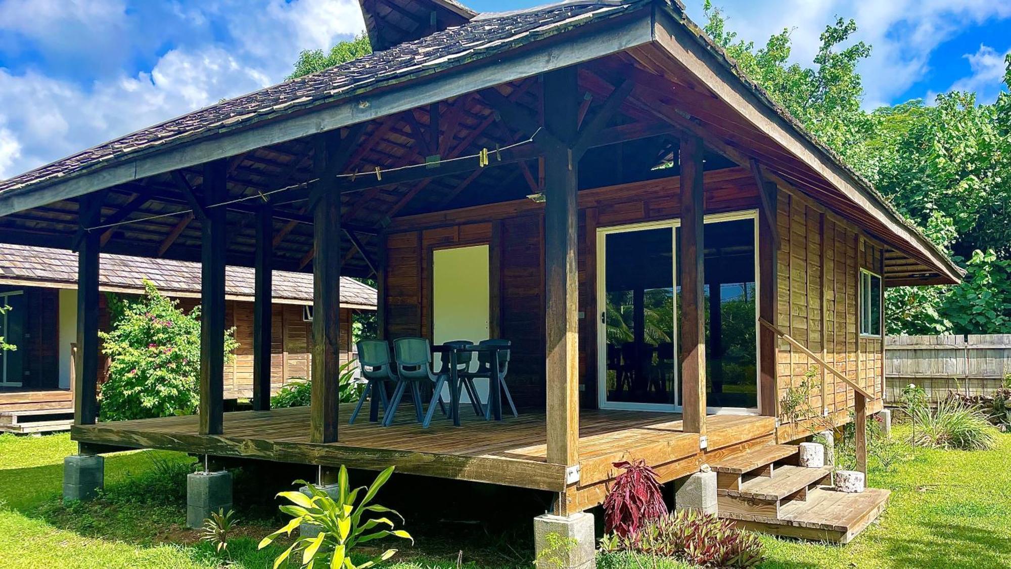 Raiatea - Orion Hoe Bungalow Uturoa Exterior photo